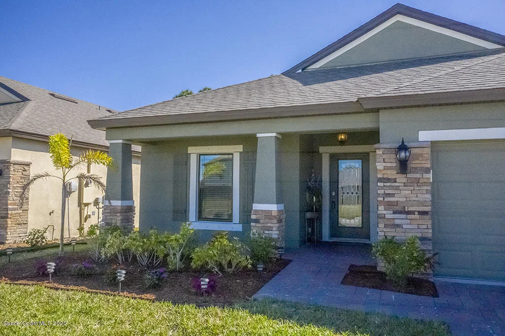 Photo of 803 Musgrass Circle