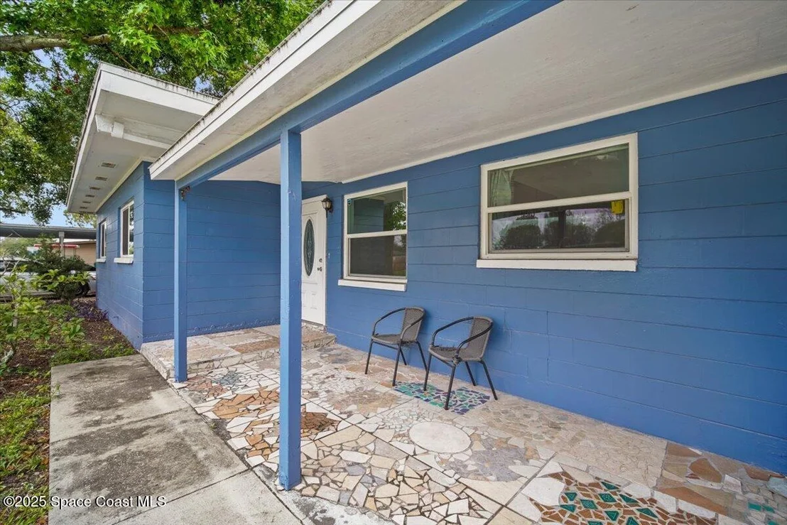 Photo of 411 Thomas Avenue