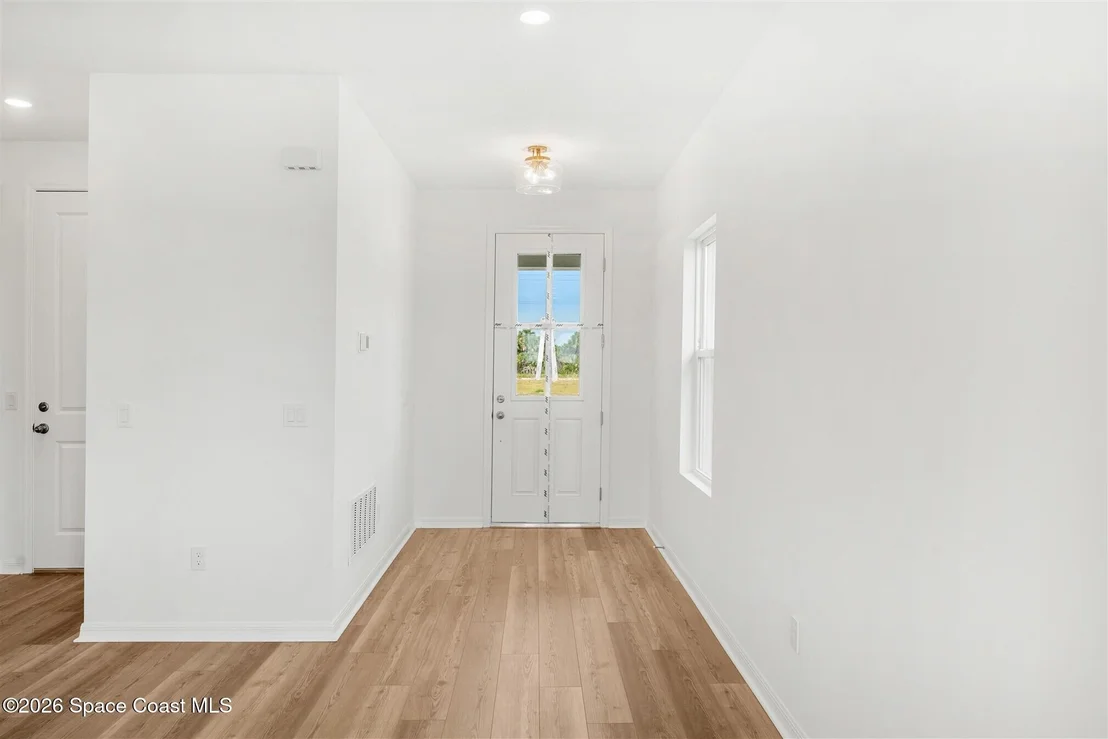 Photo of 4103 Masthead Avenue