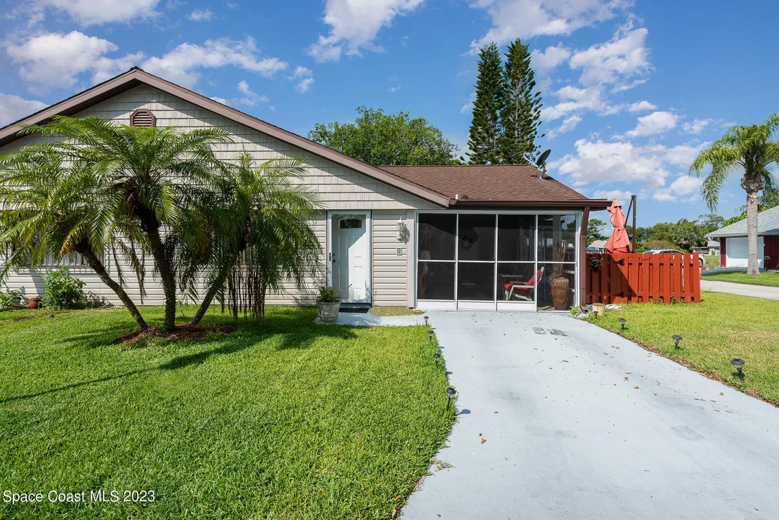 Photo of 20 Eagle Lane