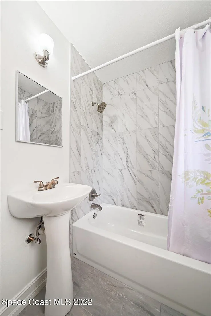 Photo of 1210 Willow Lane