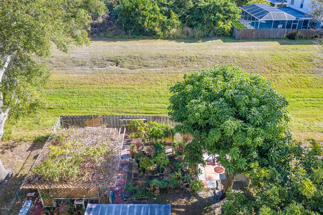 Photo of 1748 Clover Circle