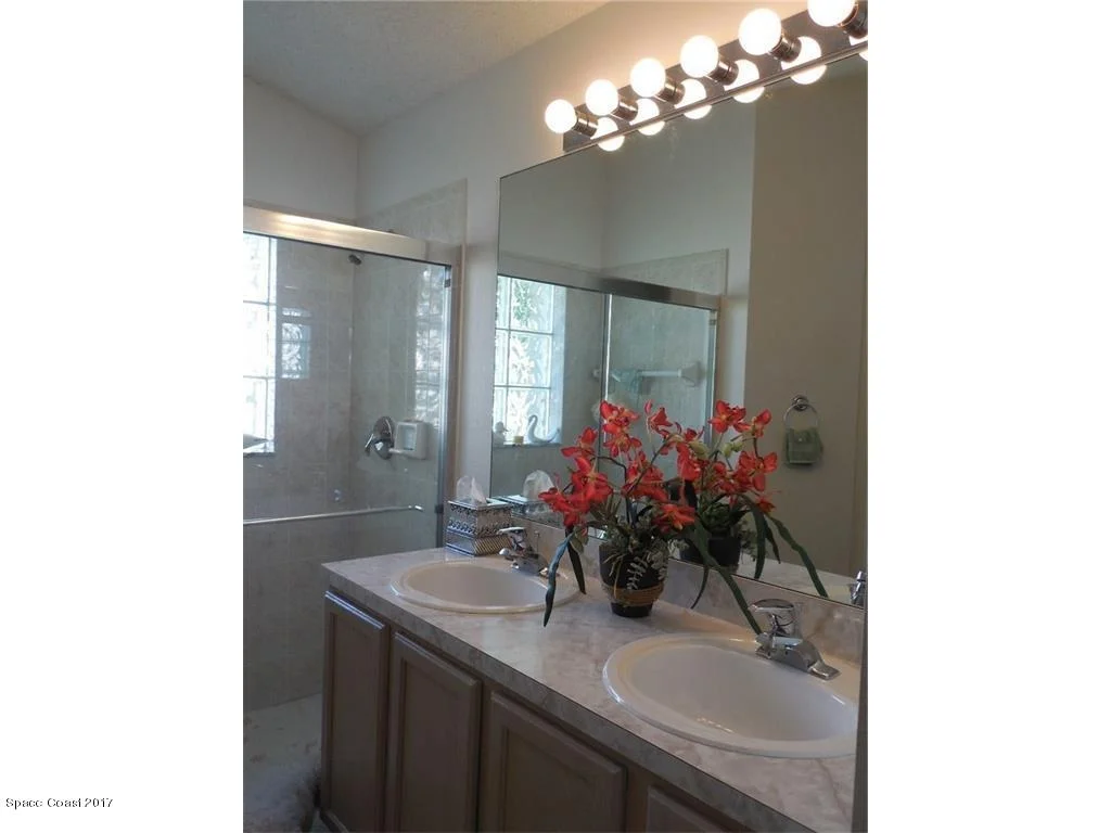 Photo of 349 Tunison Lane