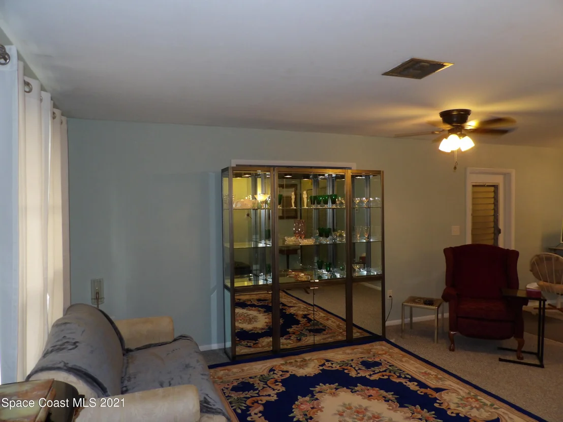 Photo of 797 Bianca Drive NE