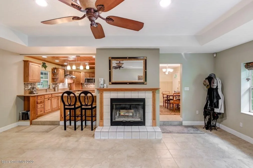 Photo of 677 W Pine Road