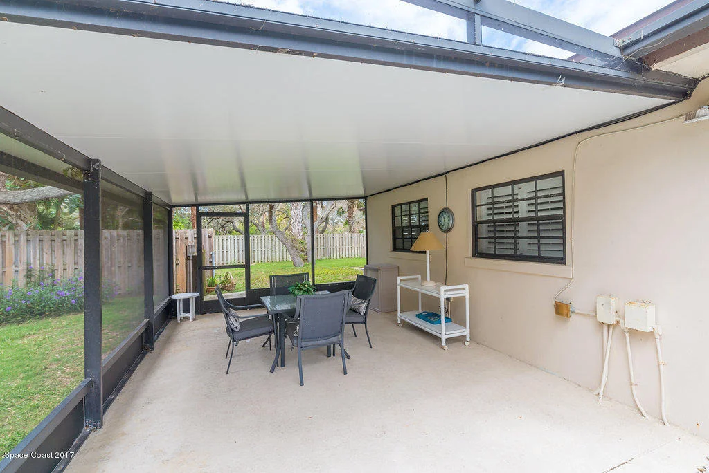 Photo of 201 Cocoa Avenue