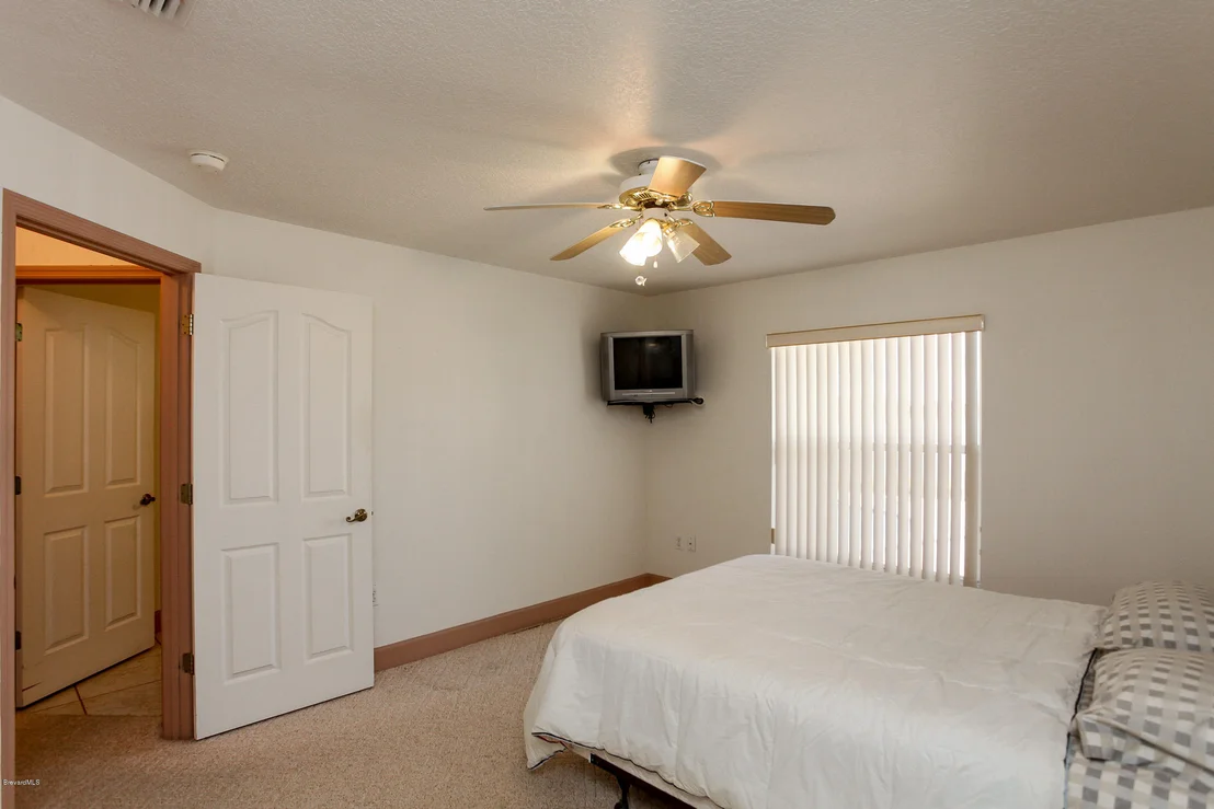 Photo of 5784 Newbury Circle