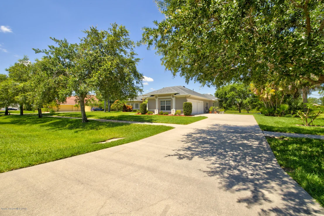 Photo of 2032 Siroco Lane