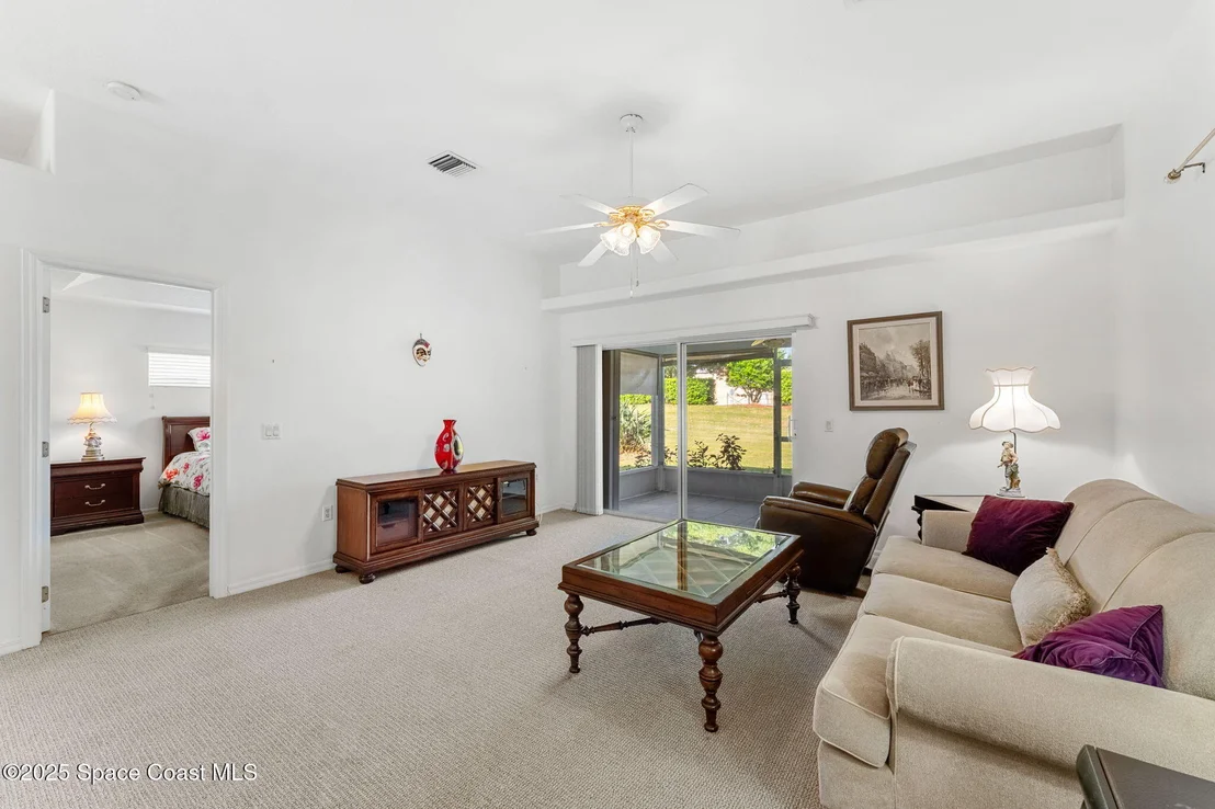 Photo of 926 Pine Creek Circle NE