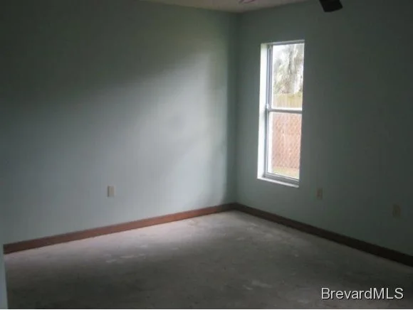 Photo of 7081 Bayfront