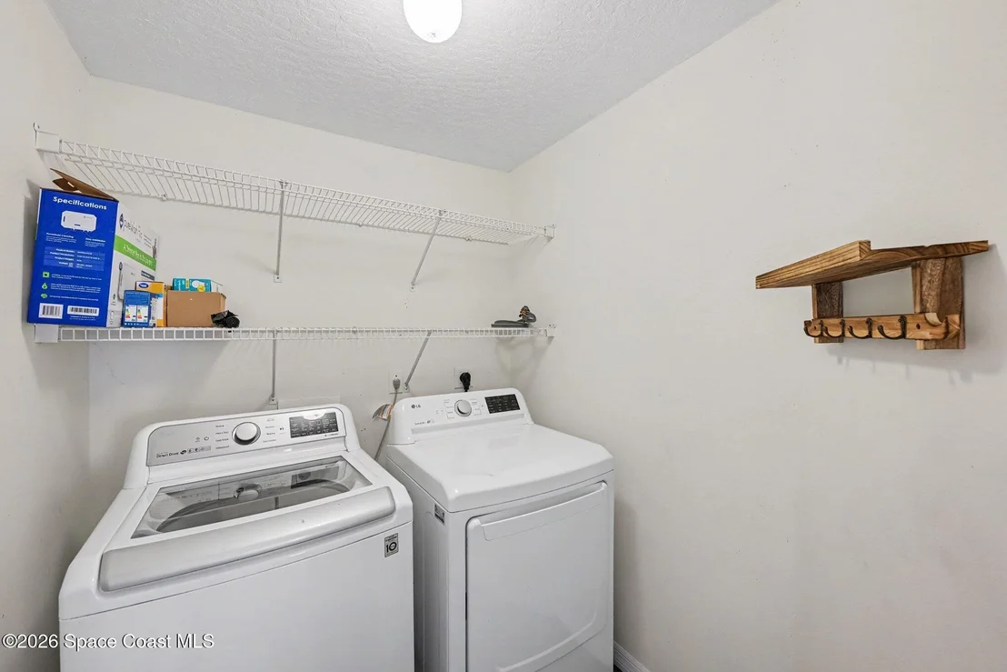 Photo of 1019 Mandarin Drive NE