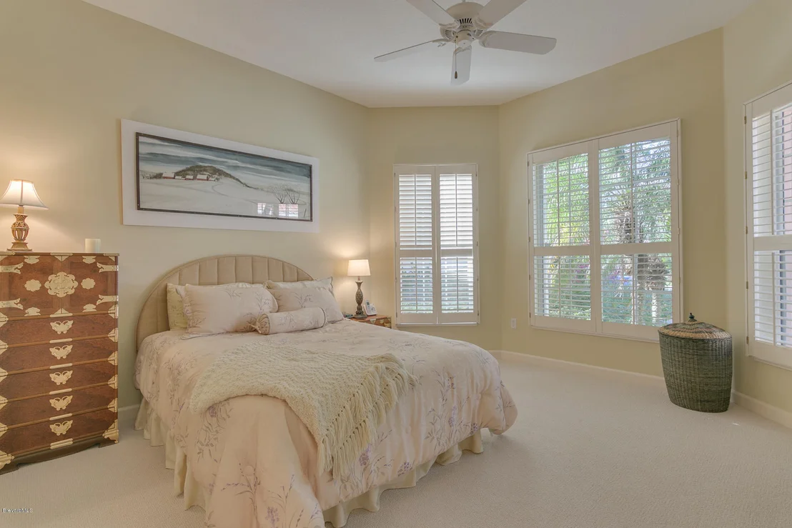 Photo of 290 Hammock Shore Drive