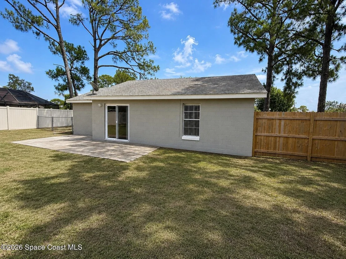 Photo of 4360 Feather Street