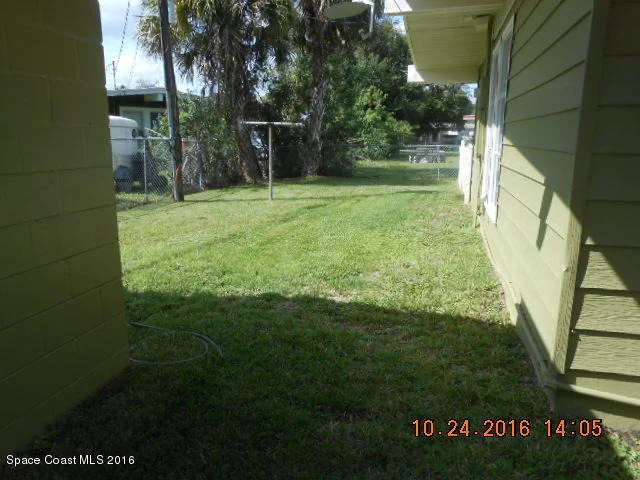 Photo of 1052 Noreen Boulevard