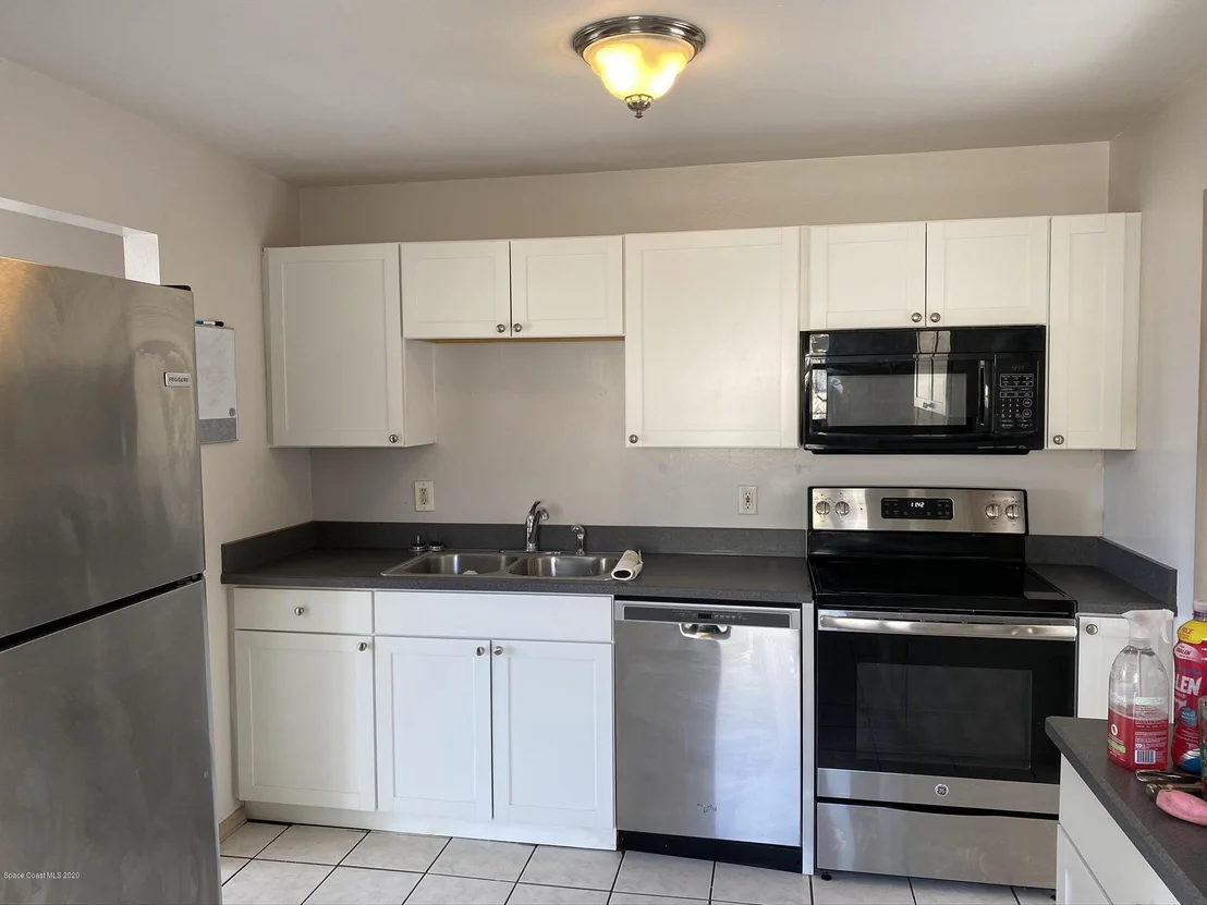 Photo of 1466 Arnold Drive