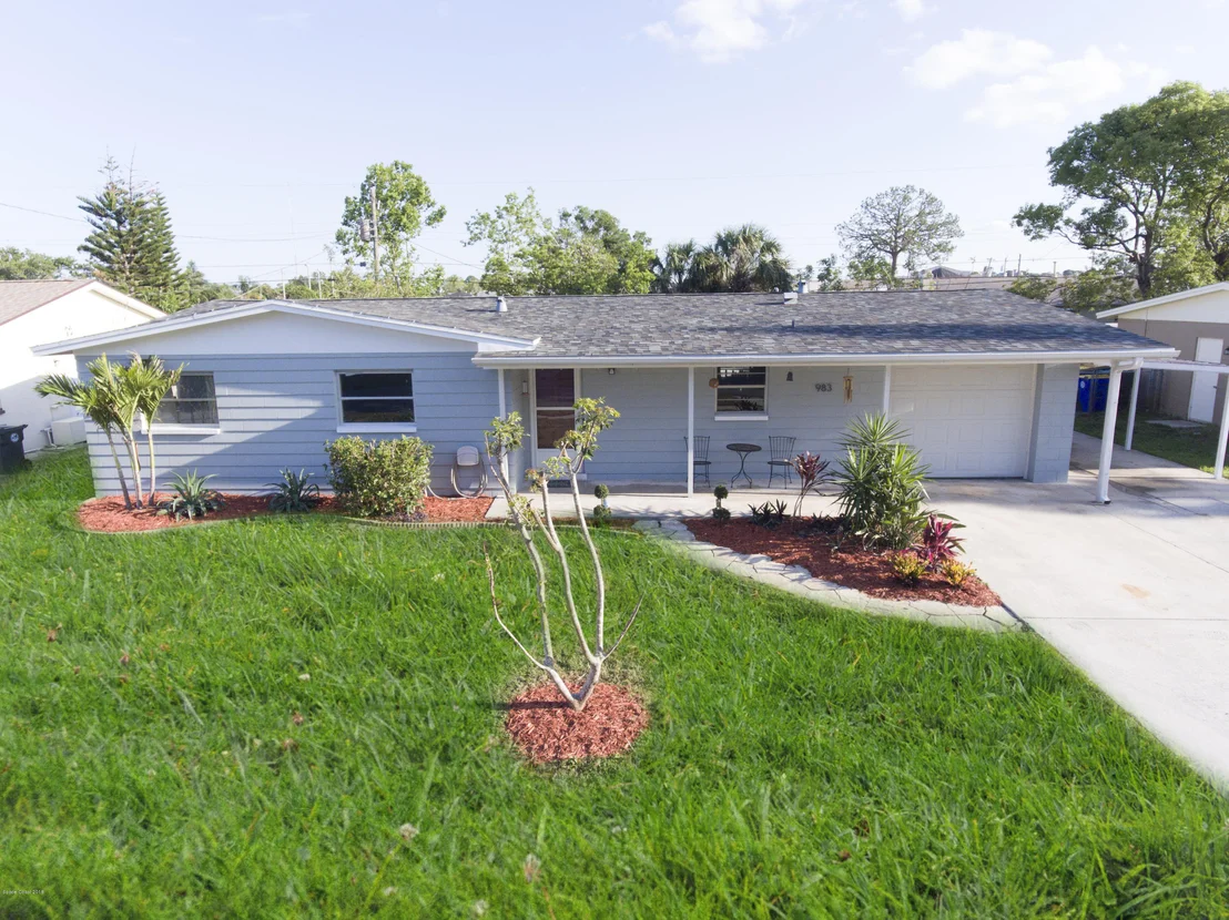 Photo of 983 Sarazen Drive