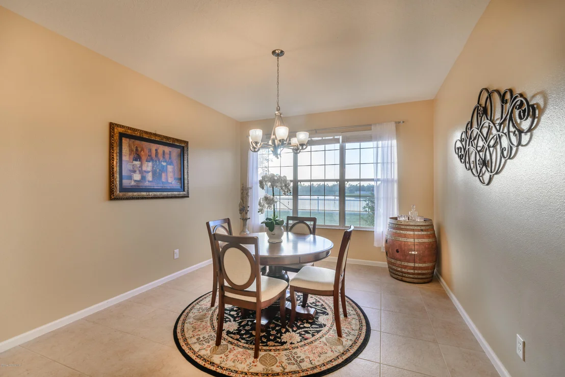 Photo of 212 Abernathy Circle SE