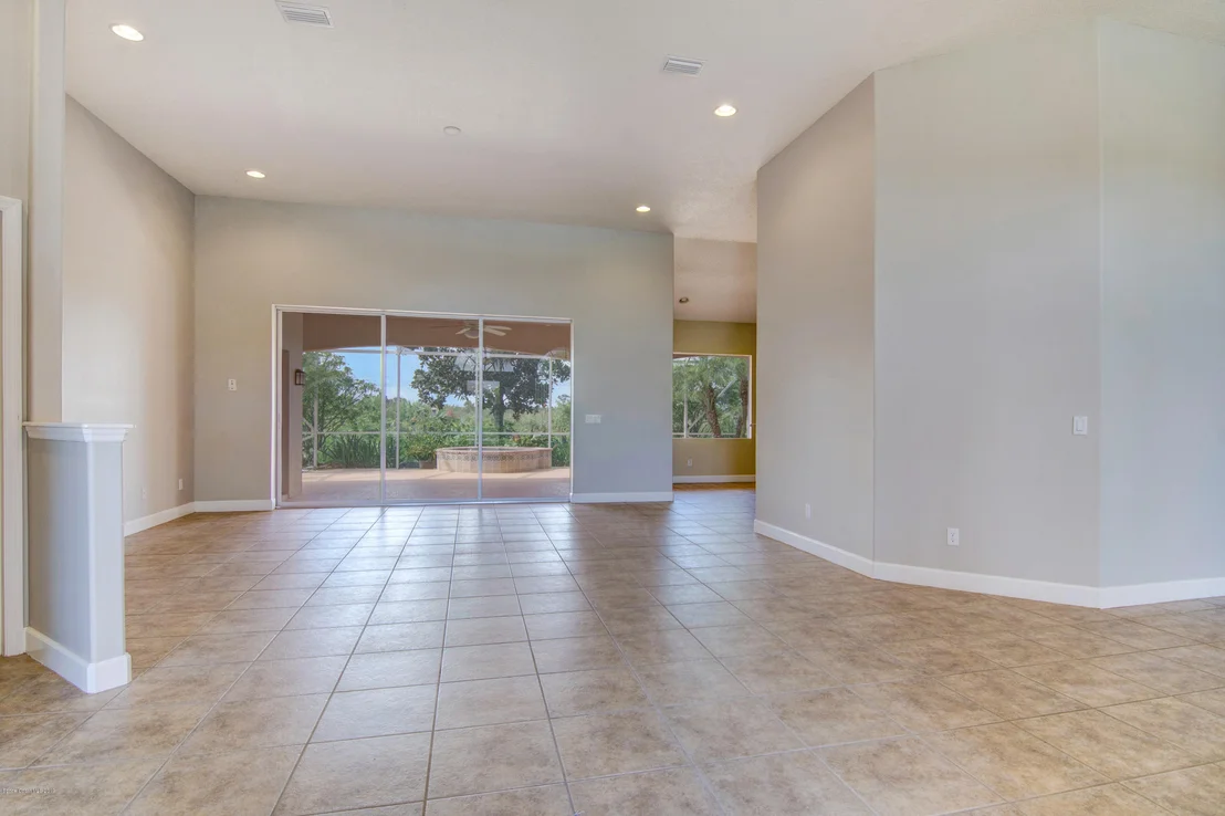 Photo of 1617 Auburn Lakes Drive