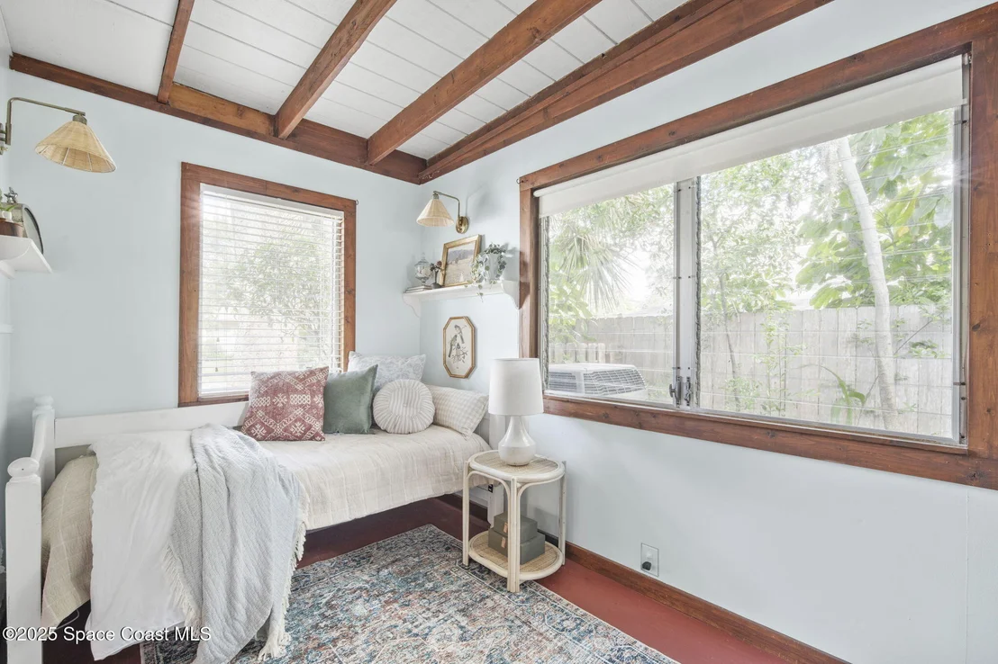 Photo of 597 Old Oak Street