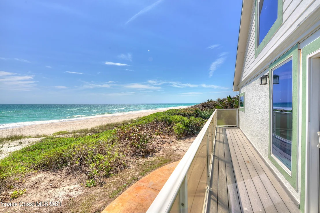 Photo of 2055 N Highway A1a