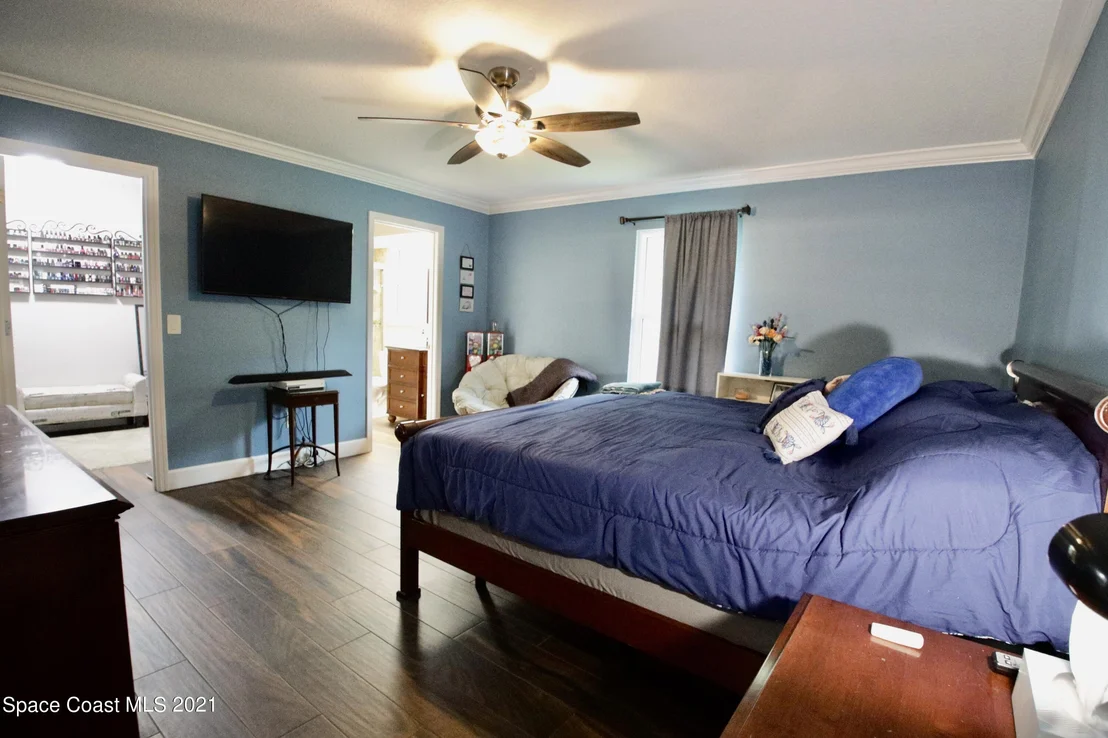 Photo of 9026 85th Place