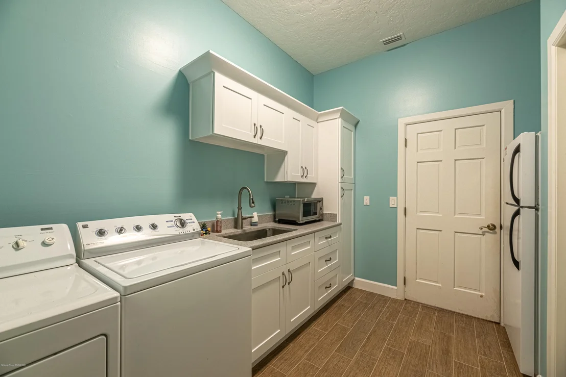 Photo of 1012 Spanish Wells Drive