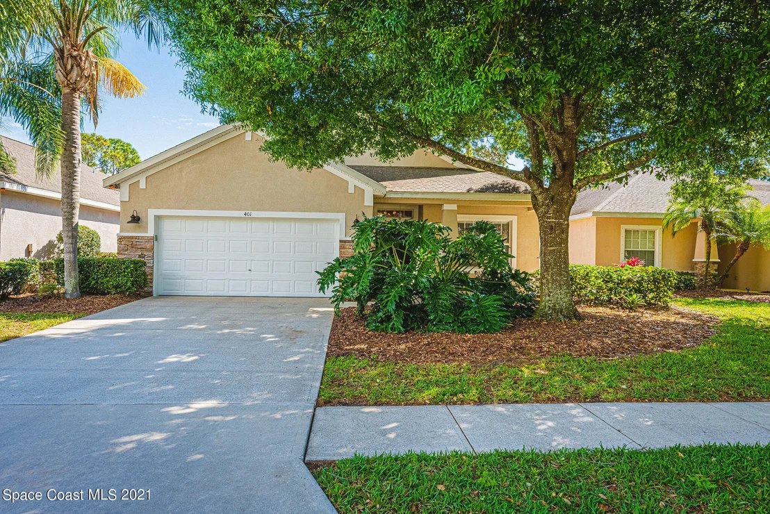 Photo of 401 Waterside Circle