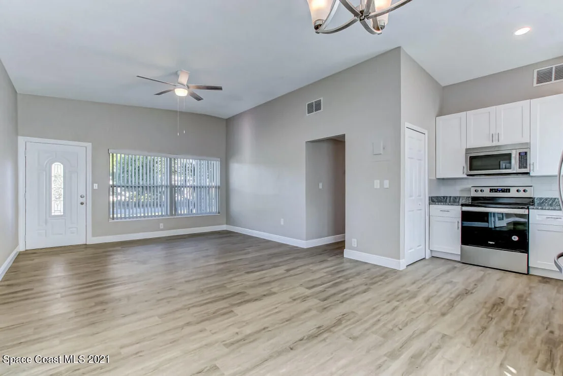 Photo of 105 River Heights Drive