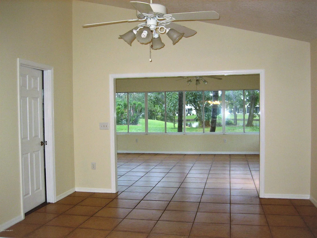 Photo of 265 Concord Way
