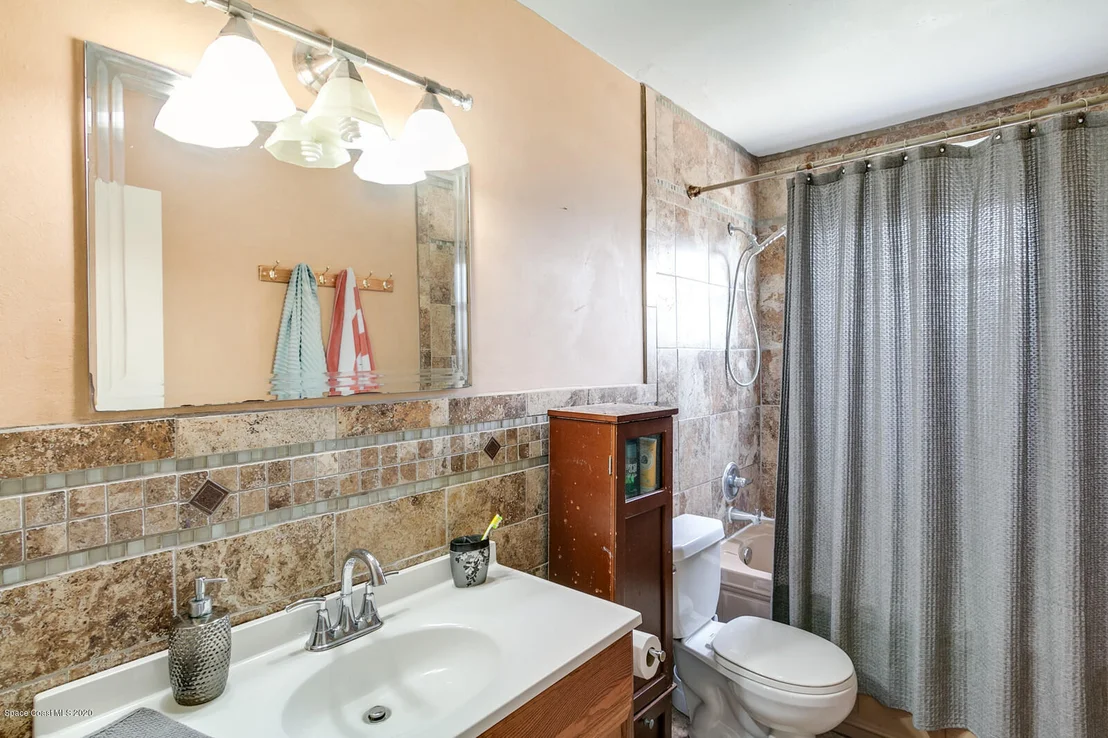 Photo of 1726 Fairway Lane