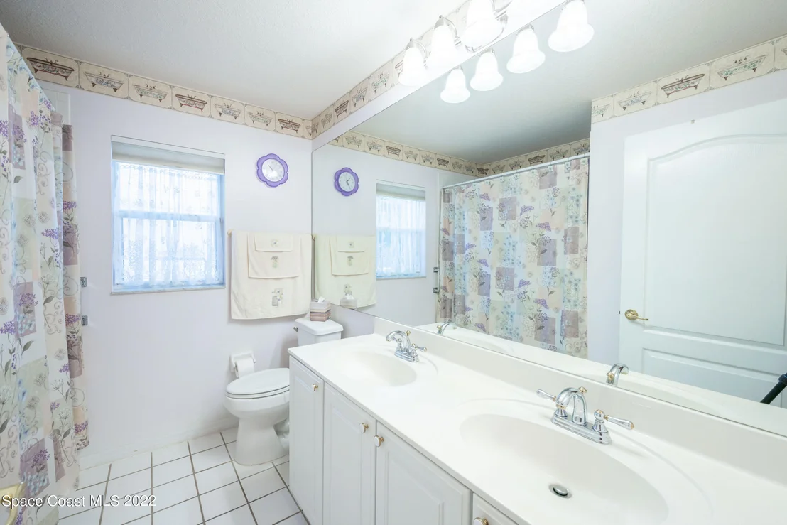 Photo of 697 Carriage Hill Road