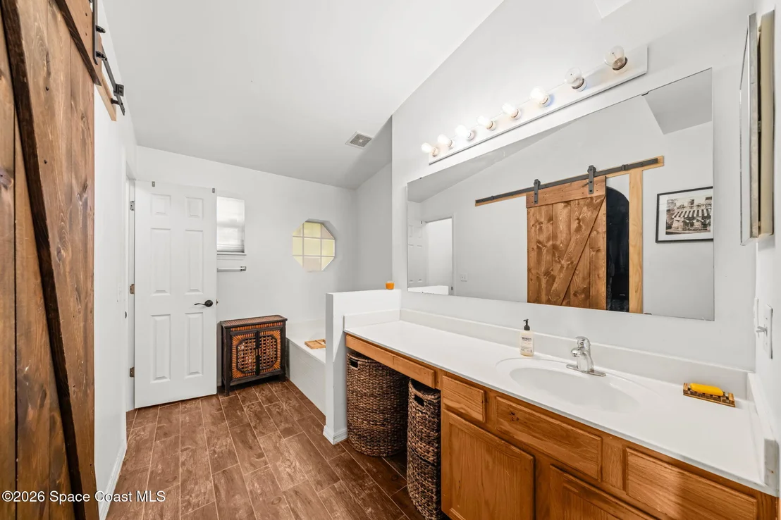 Photo of 4616 Four Lakes Drive