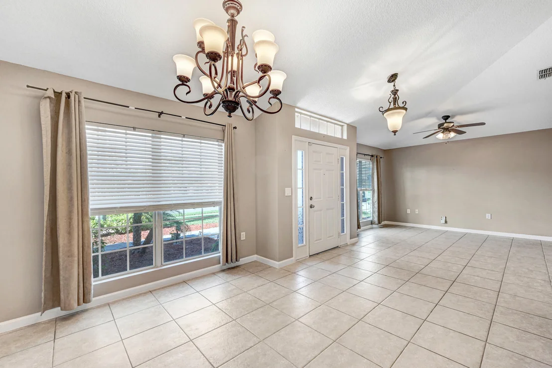 Photo of 306 Abernathy Circle SE