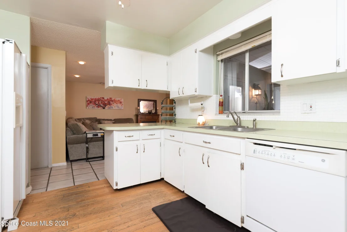 Photo of 541 Alpine Street