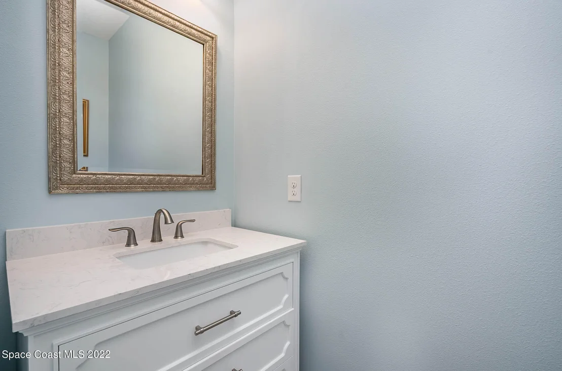 Photo of 7484 Poulicny Lane