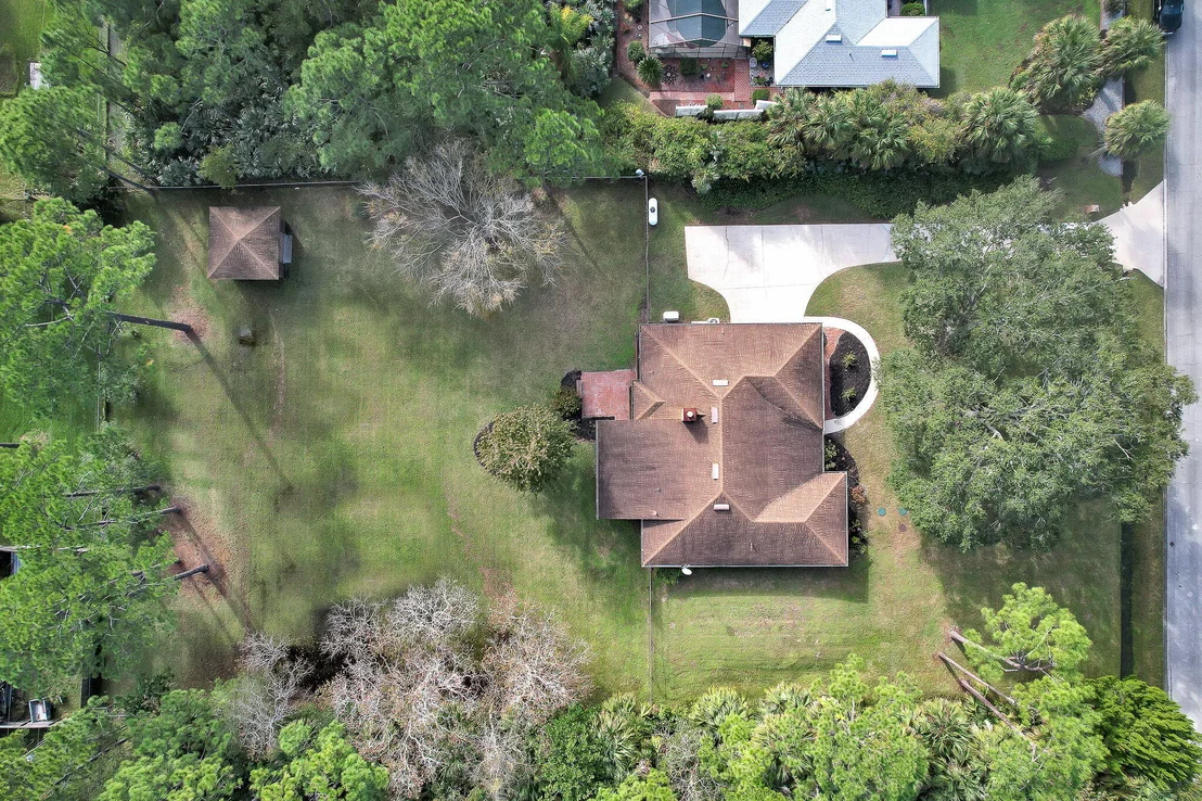 Photo of 1810 Laurel Oak Drive
