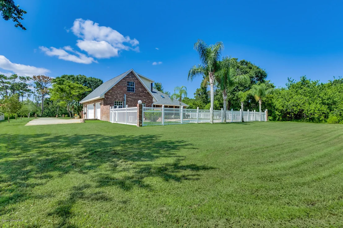 Photo of 3540 Charlton Place