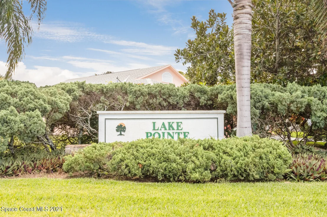 Photo of 340 Bayhead Drive