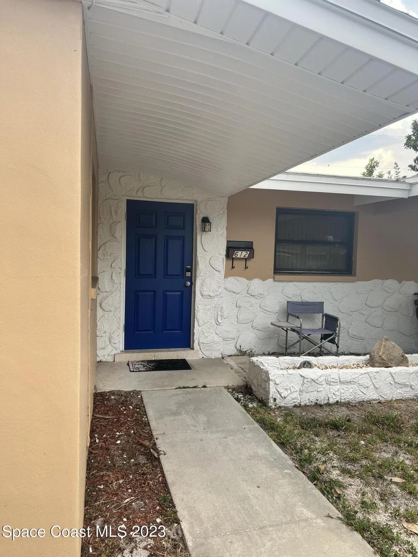 Photo of 612 Teak Drive