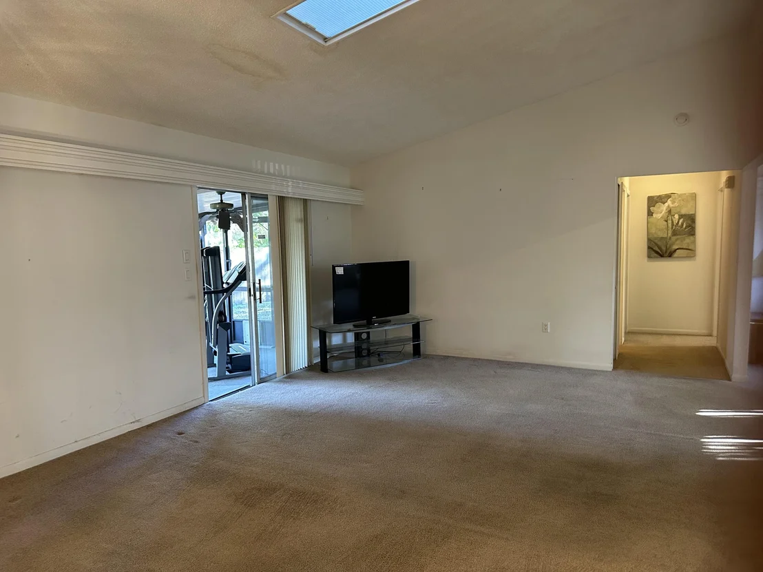 Photo of 812 Pine Valley Court