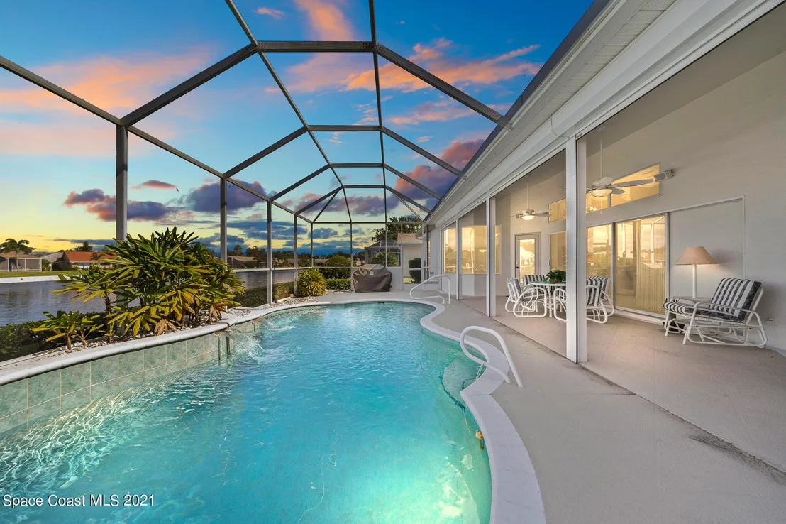 Photo of 1002 Fieldstone Drive