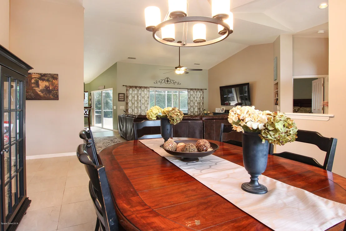 Photo of 971 Somerset Lane