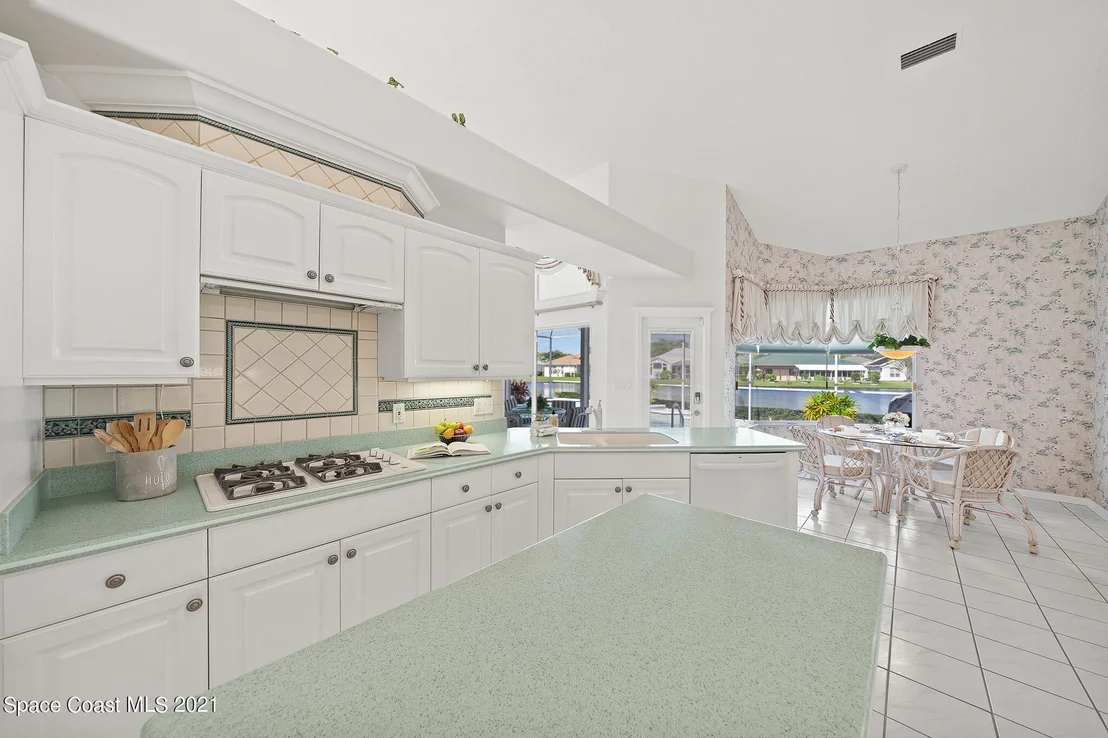 Photo of 1002 Fieldstone Drive