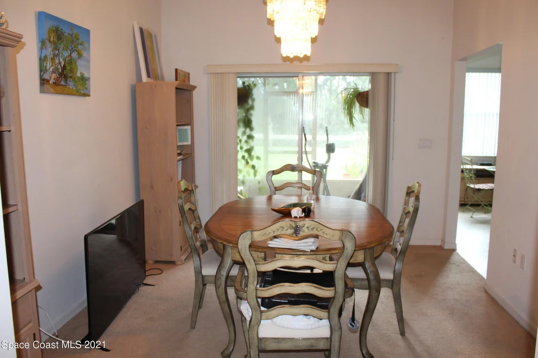 Photo of 3067 Temple Lane N