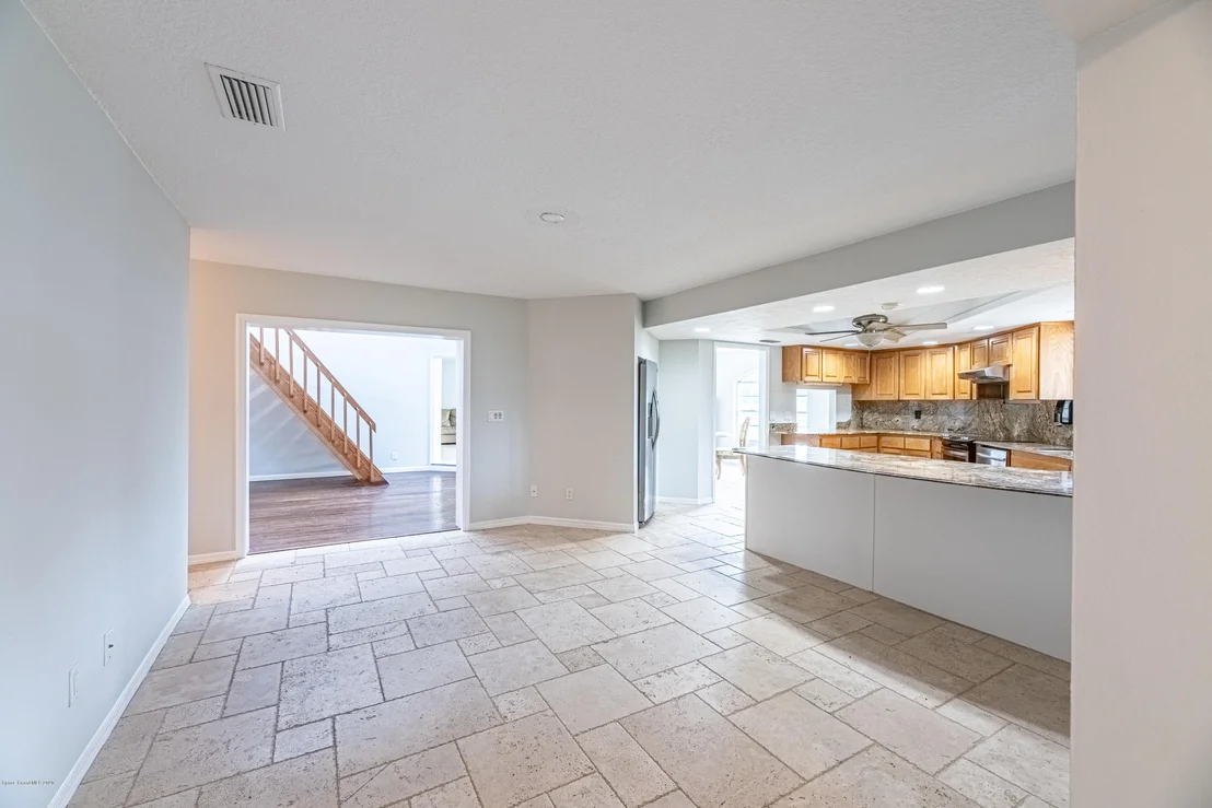 Photo of 4300 Pinewood Road