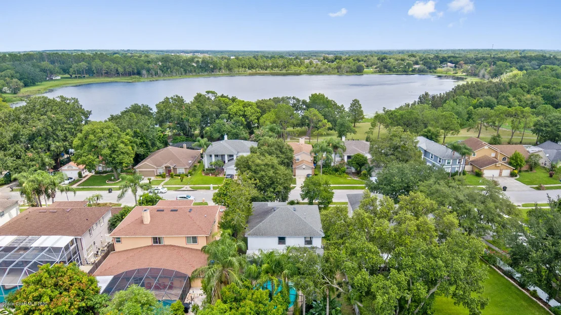 Photo of 1429 Century Oak Drive