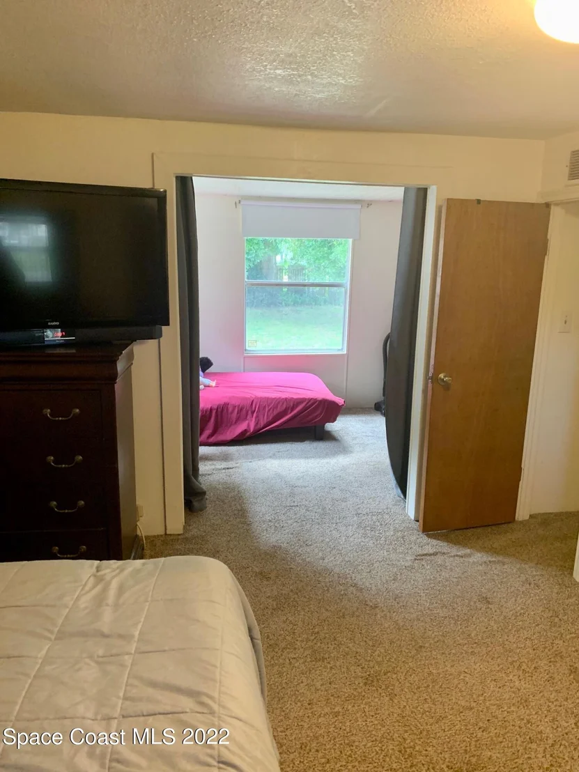 Photo of 3420 Turnbull Road