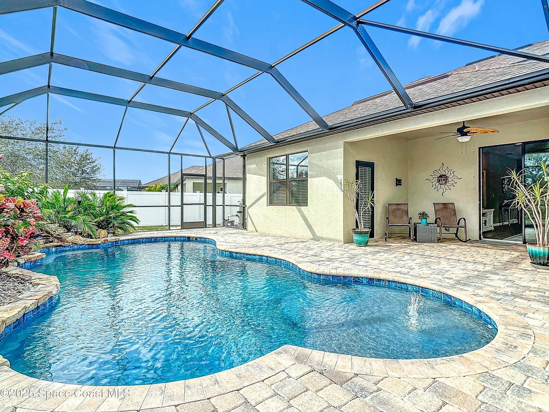 Photo of 1455 Fuji Drive