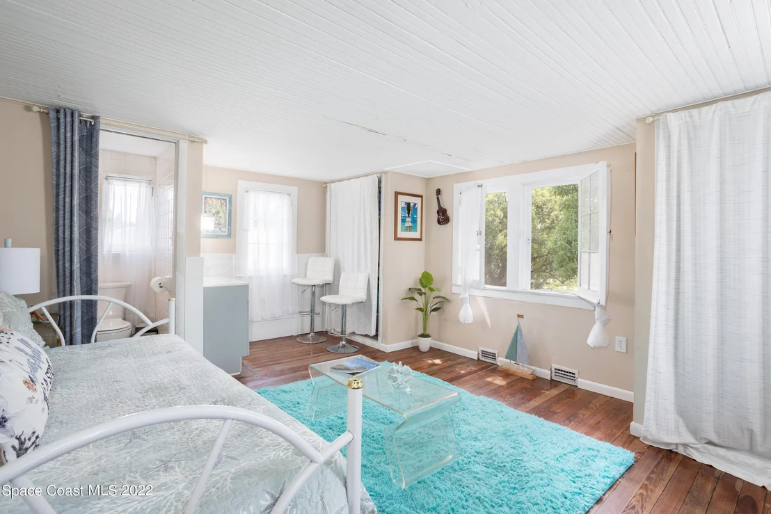 Photo of 115 Valencia Road