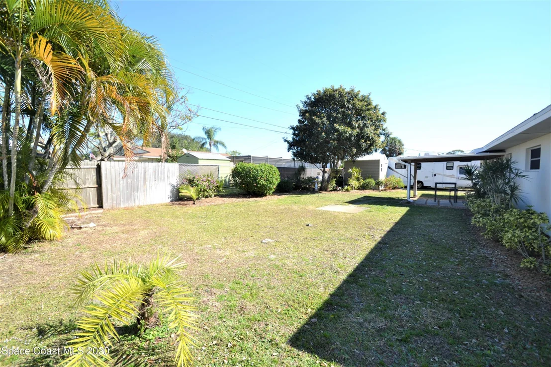 Photo of 981 Bacon Circle NE